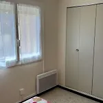 T2 Equipe, 4 Couchages, Proche Et Centre - Parking Prive, - Fr-1-250-102 Daire Le Grau-du-Roi