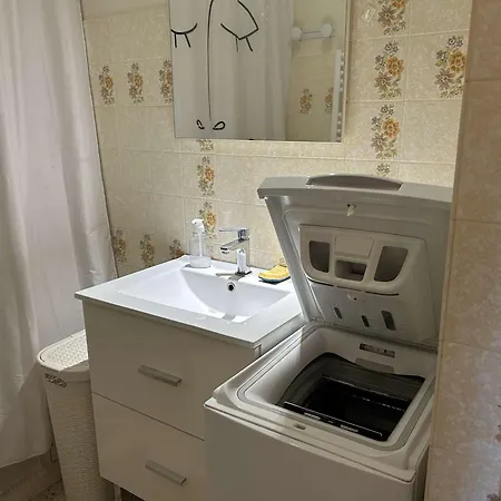 T2 Equipe, 4 Couchages, Proche Et Centre - Parking Prive, - Fr-1-250-102